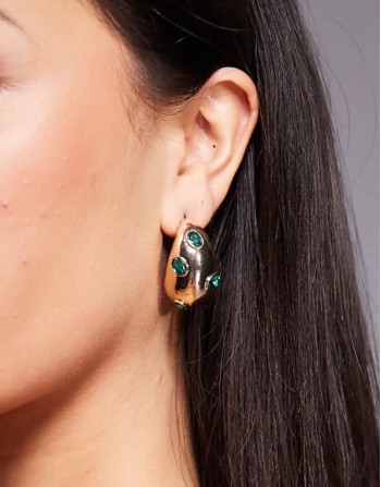 chunky hoop earrings with greenjewels in 18k gold plated