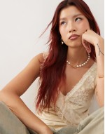 pretty in pearls necklace in 18k gold plated