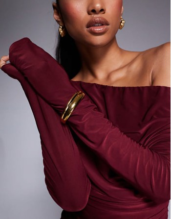 Neck on the Line chunky molten bangle in gold plated