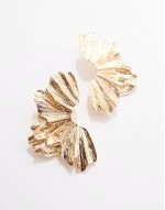 stud earrings with petal detail in gold tone