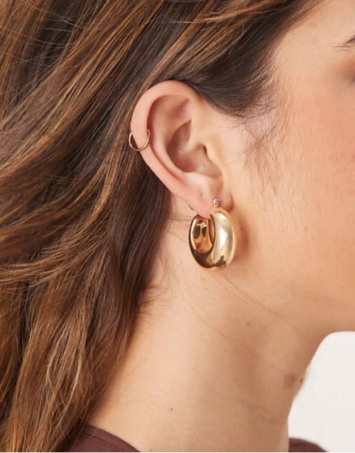 classic chunky hoop earrings in gold