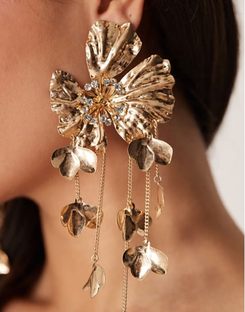 drop earrings in floral tassel design in gold tone