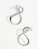 hoop earrings with back and front clicker wiggle design in silver tone