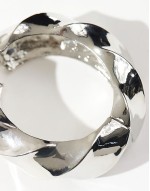 cuff bracelet with XL twist detail in silver tone
